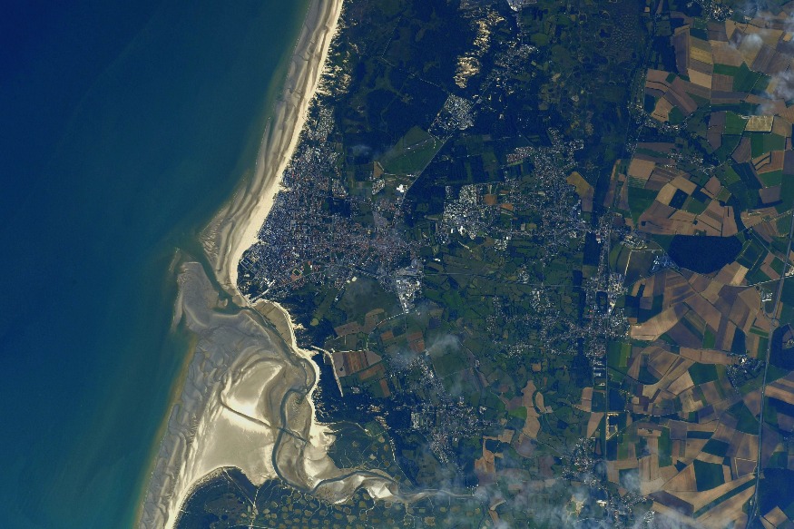 Avant de retrouver la terre ferme, Thomas Pesquet partage un cliché de Berck sur Mer !