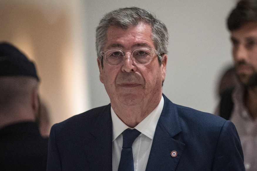 "Patrick Balkany va être incarcéré en région parisienne dès aujourd'hui à la maison d'arrêt de Fleury-Mérogis"