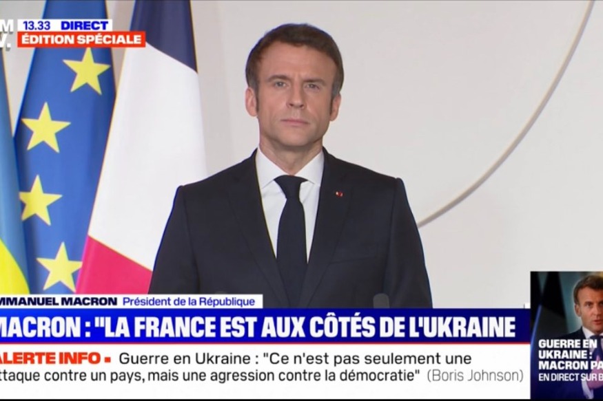 EMMANUEL MACRON "La France se tient aux côtés de l'Ukraine"