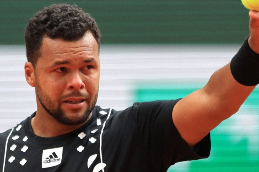 Les larmes de Jo Wilfried Tsonga hier à Roland Garros