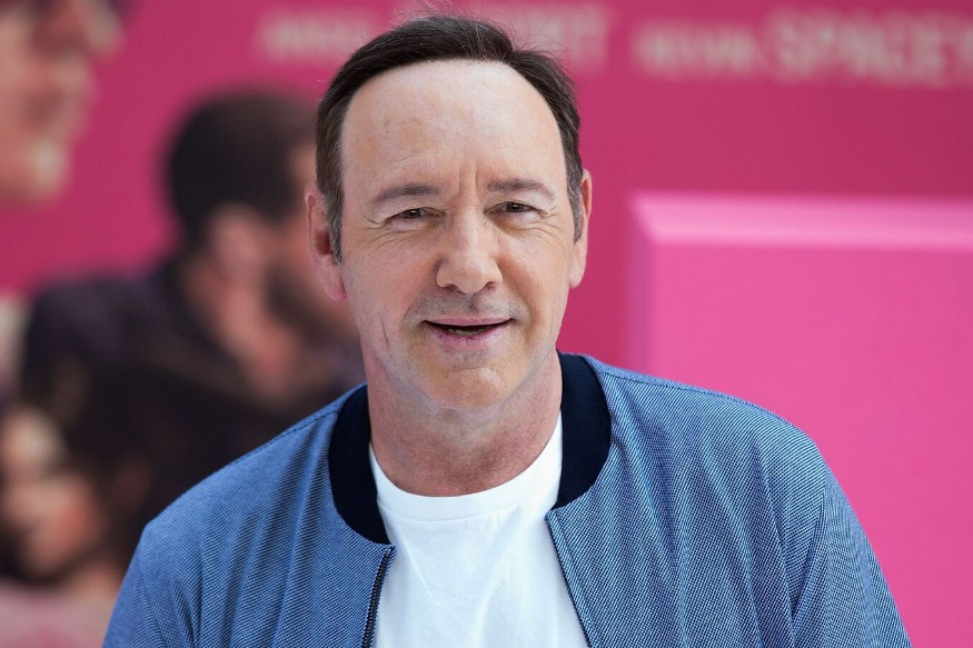 L'acteur américain Kevin Spacey a été inculpé de quatre agressions sexuelles contre trois hommes