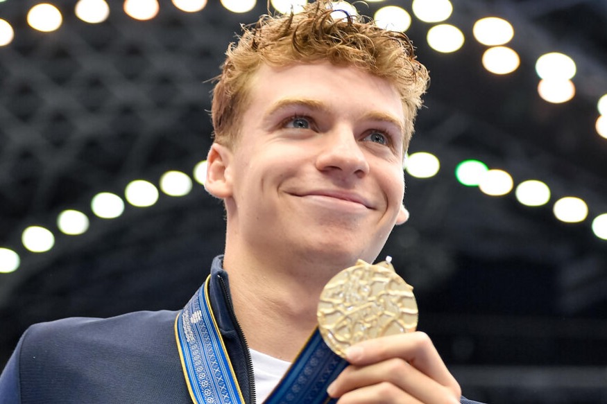 3è médaille d'or hier au Japon pour Léon Marchand !