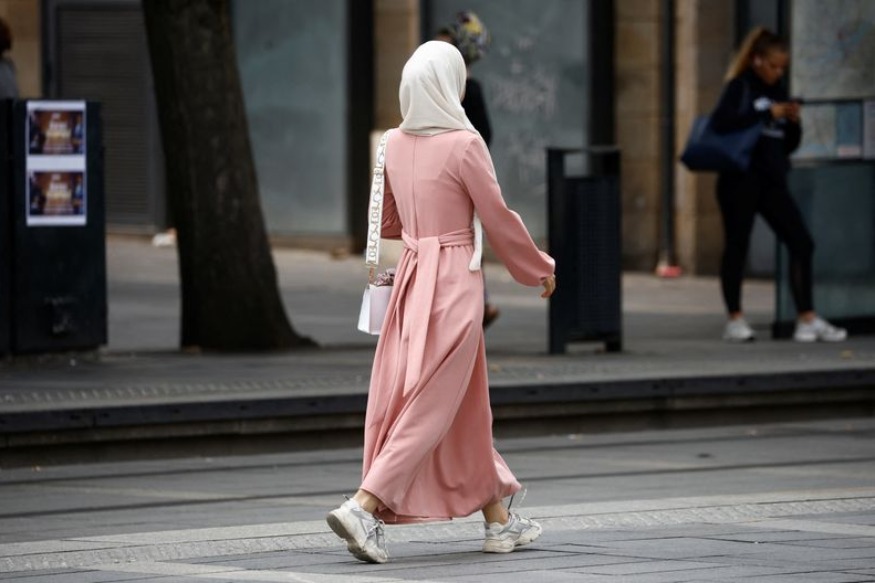 Le Conseil d'état valide l'interdiction du port de l'abaya dans les établissements scolaires