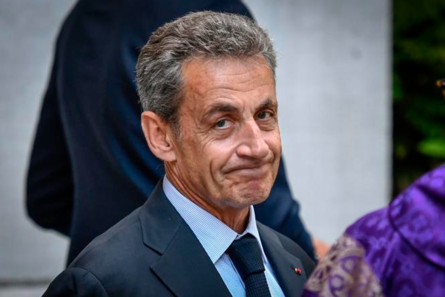 Nicolas Sarkozy porte plainte