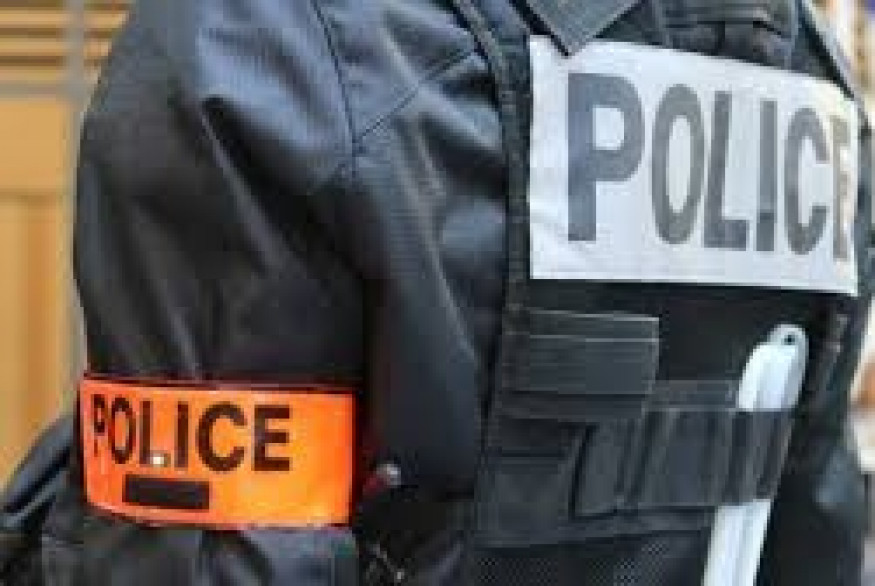 2 policiers blessés par balle