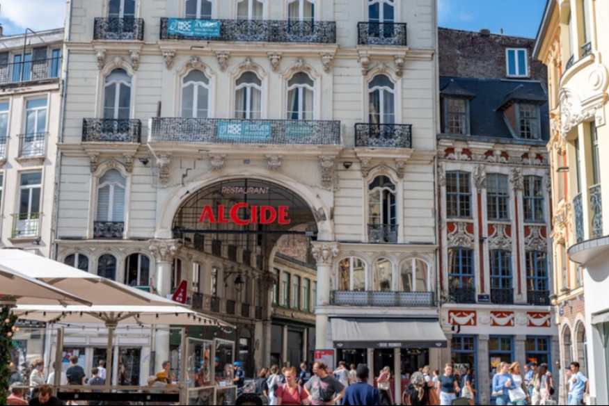 Lille : le passage sous la voûte de la Grand Place interdit