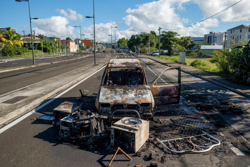 Un couvre-feu instauré en Martinique